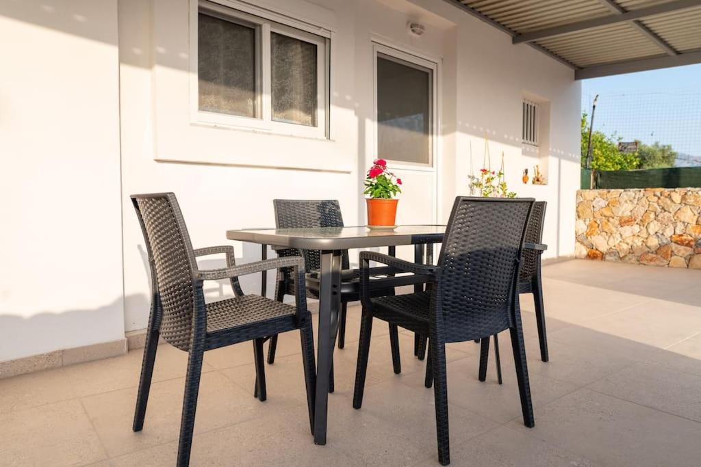 Zografia - Charming House Near The Coast Apartment Marmari  Luaran gambar